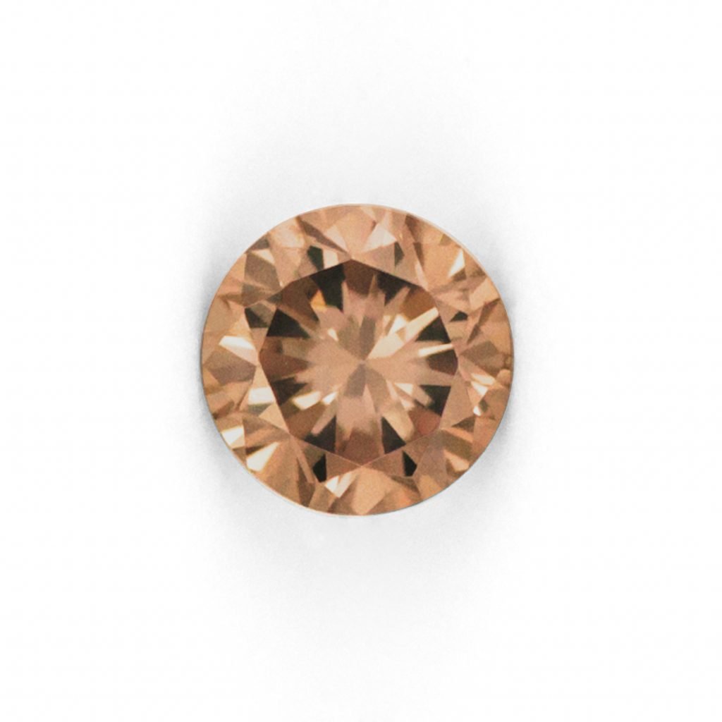 Diamprest, Spécialisé dans le dégradé de diamants de couleurs naturels depuis plus de 40 ans.