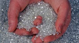 Actualité : De Beers annonce une baisse générale de ses ventes et une suppression de plus de 300 postes