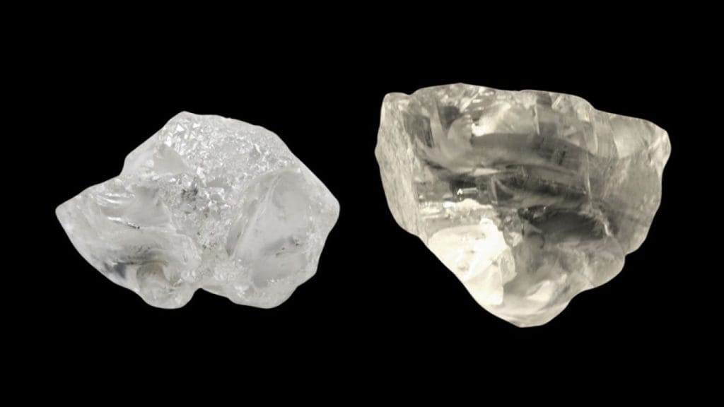 Découverte de deux diamants brutes pesant plus de 100 carats en Angola sur une période de deux jours.